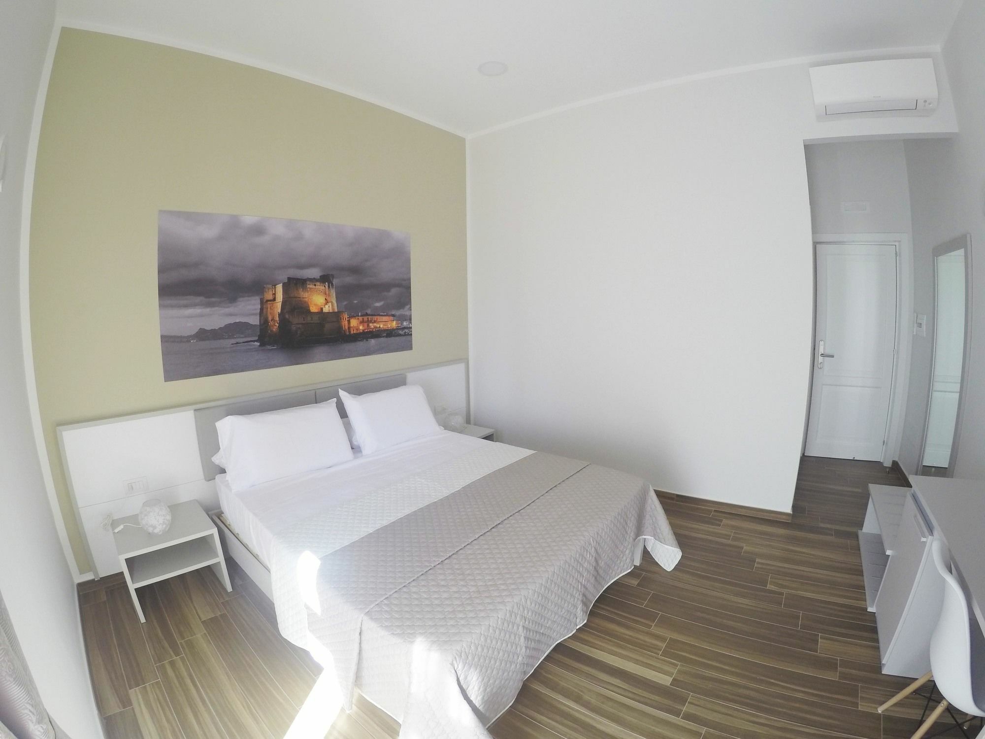 נאפולי Rooms Stazione Centrale מראה חיצוני תמונה