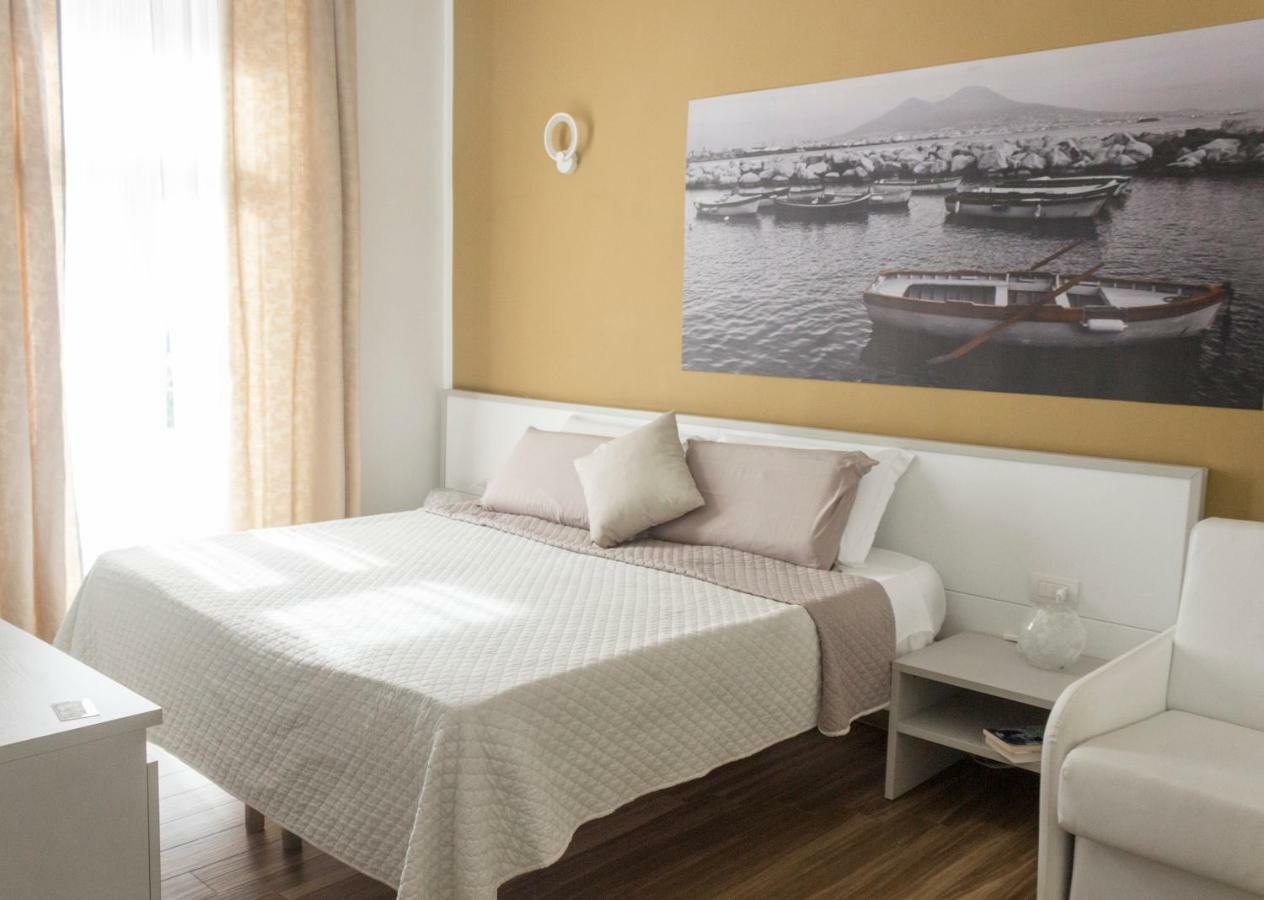 נאפולי Rooms Stazione Centrale מראה חיצוני תמונה